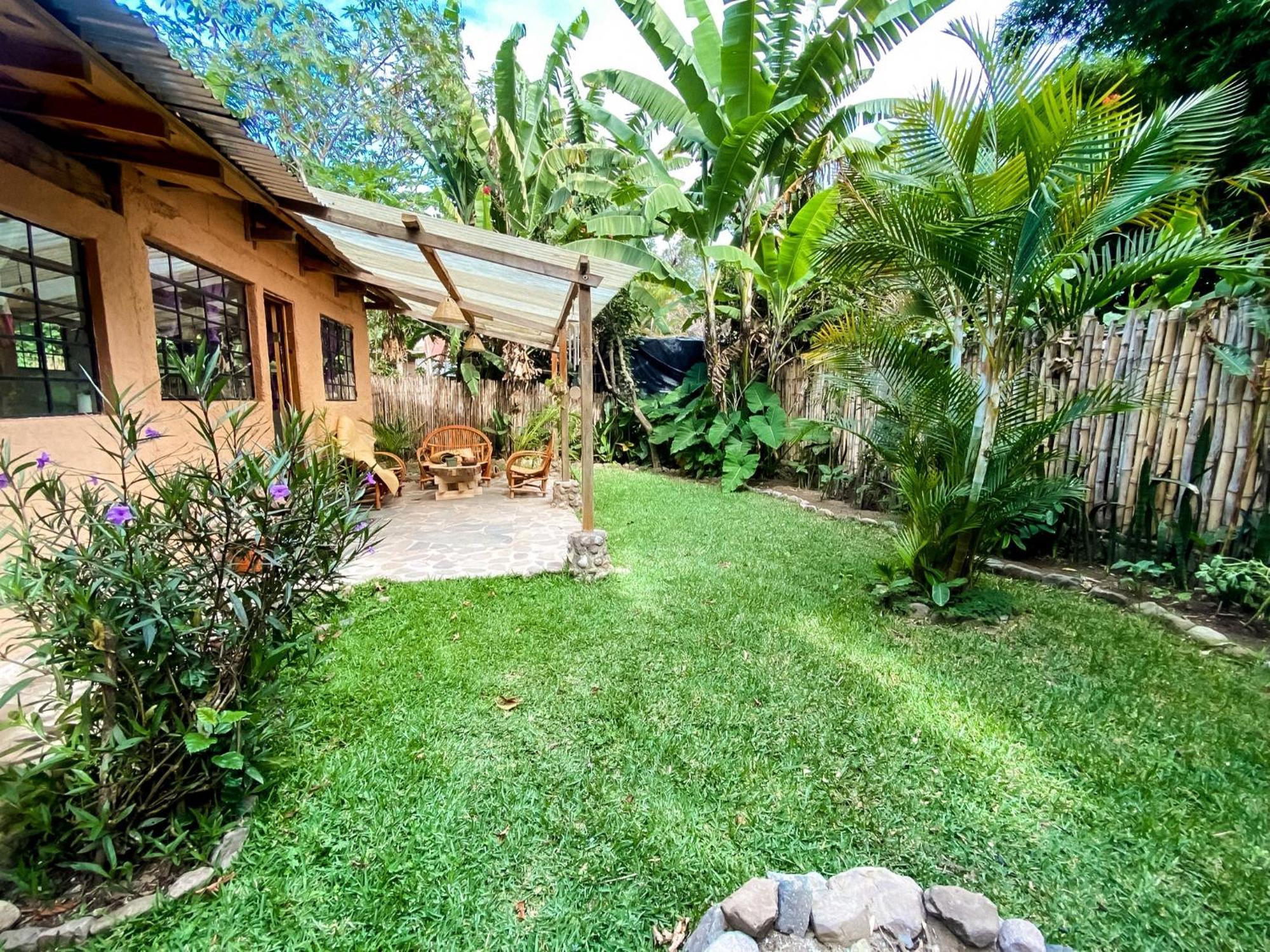 Unicorn Reborn - Peaceful Rentals San Marcos La Laguna Exterior foto